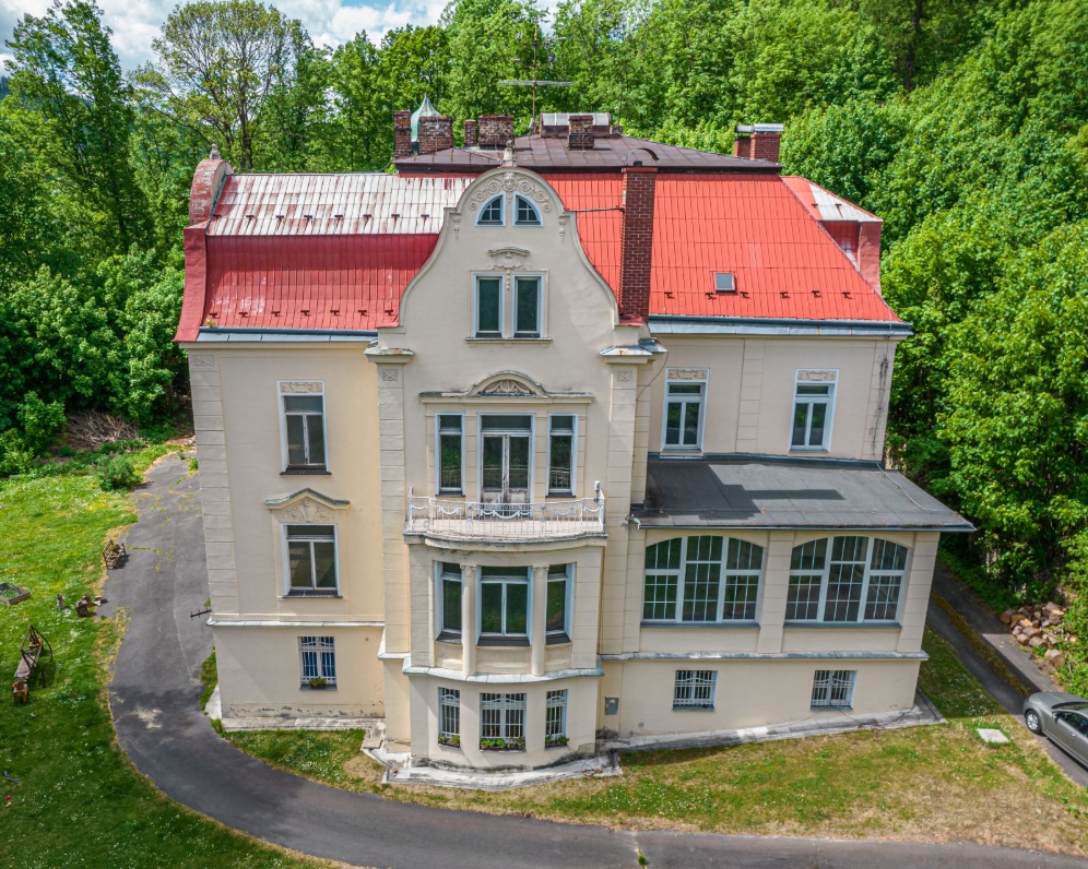 Prodej secesní vily, Město Albrechtice