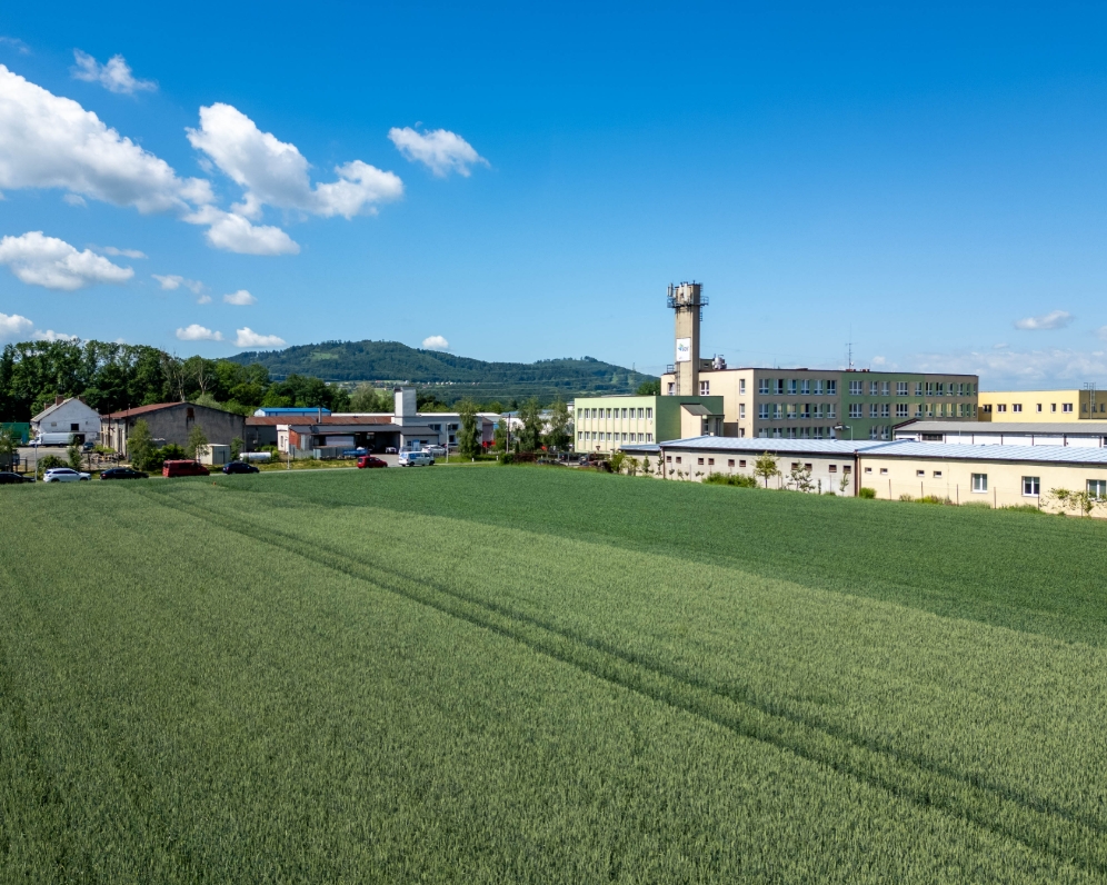 Komerční pozemek na prodej poblíž přehrady Olešná ve Frýdku-Místku, 4 154 m2